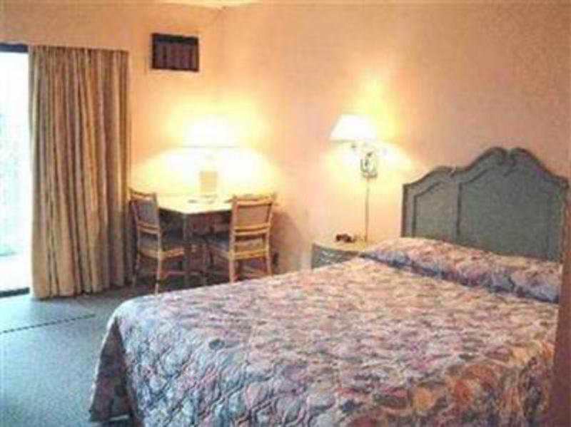 Westward Inn & Suites Langley Quarto foto